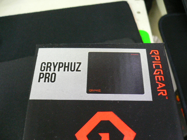 クッション性の高い6mm特厚マウスパッド EPICGEAR「GRYPHUZ PRO X 