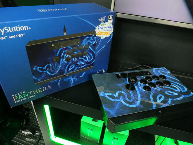 再再販Razer pantheraアーケードコントローラー(廃盤) その他