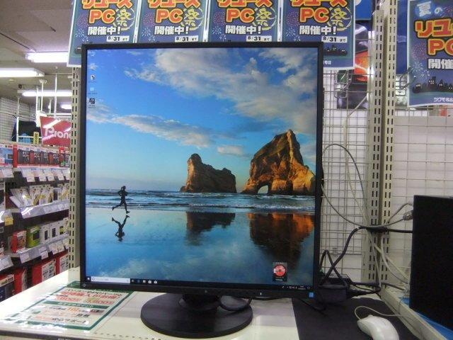 アスペクト比1:1の角型26.5インチ液晶モニター EIZO FlexScan EV2730Q